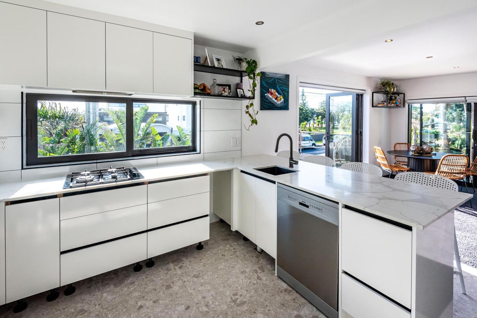 Orewa Beachcomber Extérieur photo